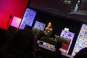 Felicia Day at Denver Comic Con 2017 pointing